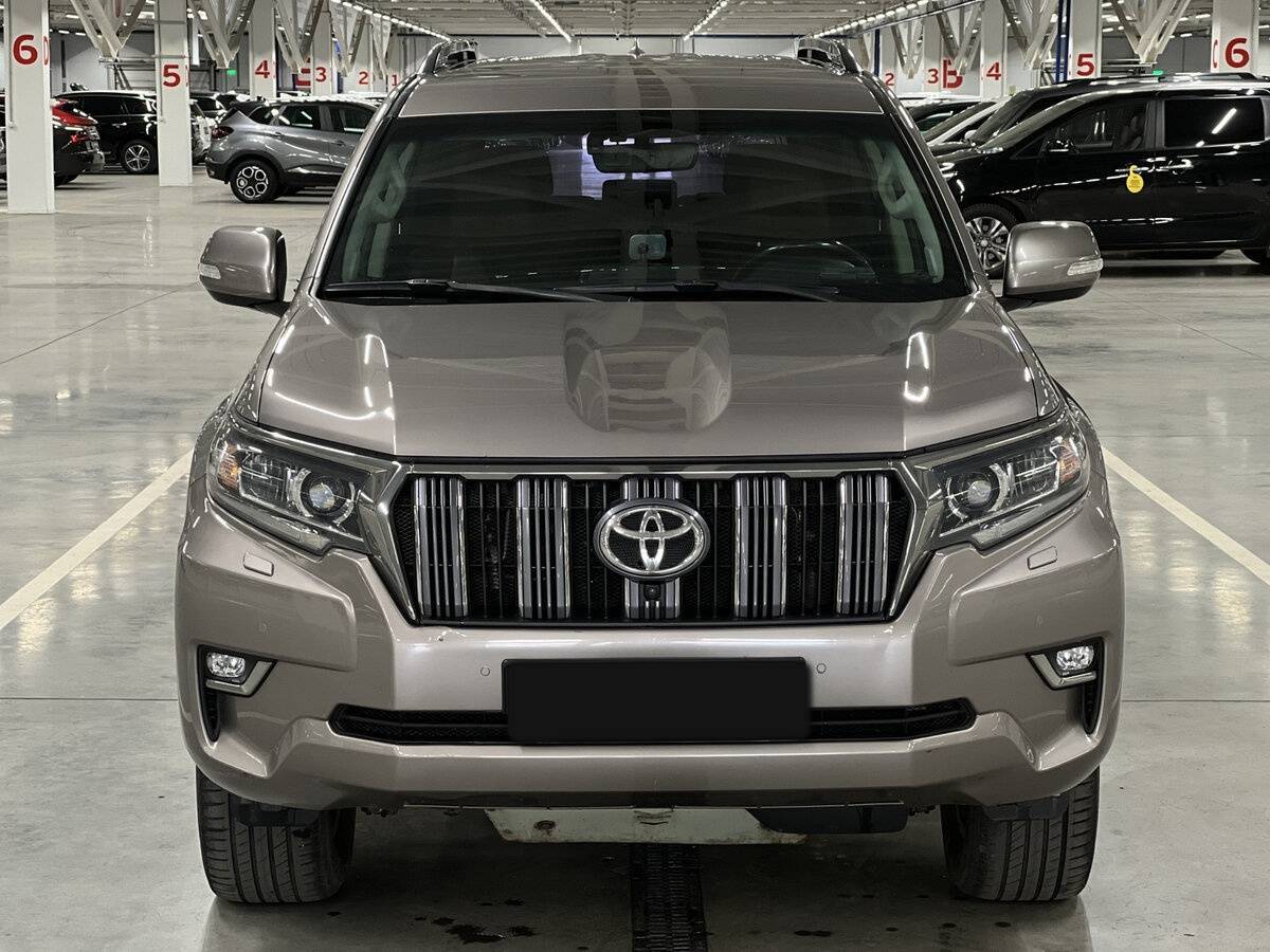 Toyota Land Cruiser Prado 2017 года с пробегом. Фото: #1