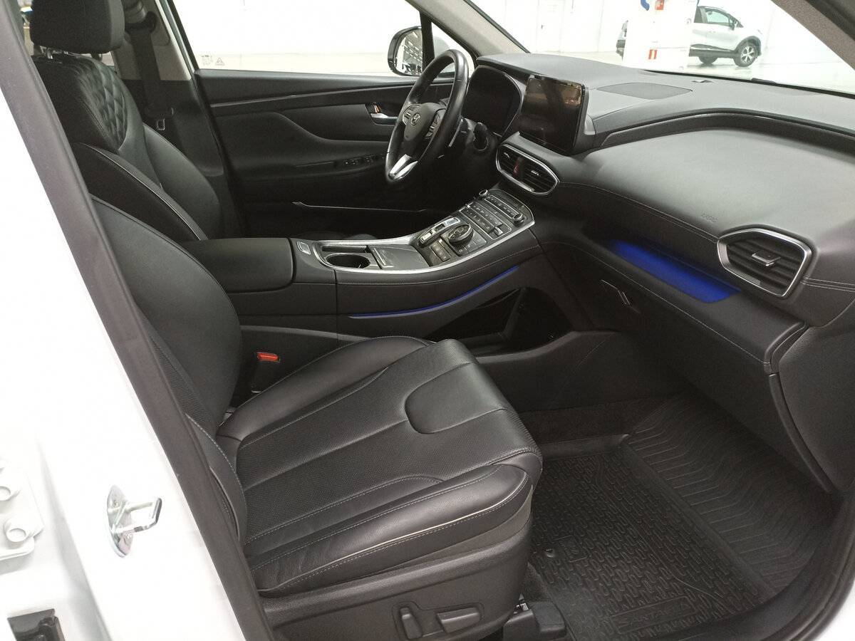 Hyundai Santa Fe 2021 года с пробегом. Фото: #10