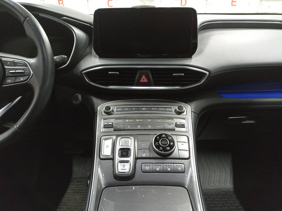 Hyundai Santa Fe 2021 года с пробегом. Фото: #14