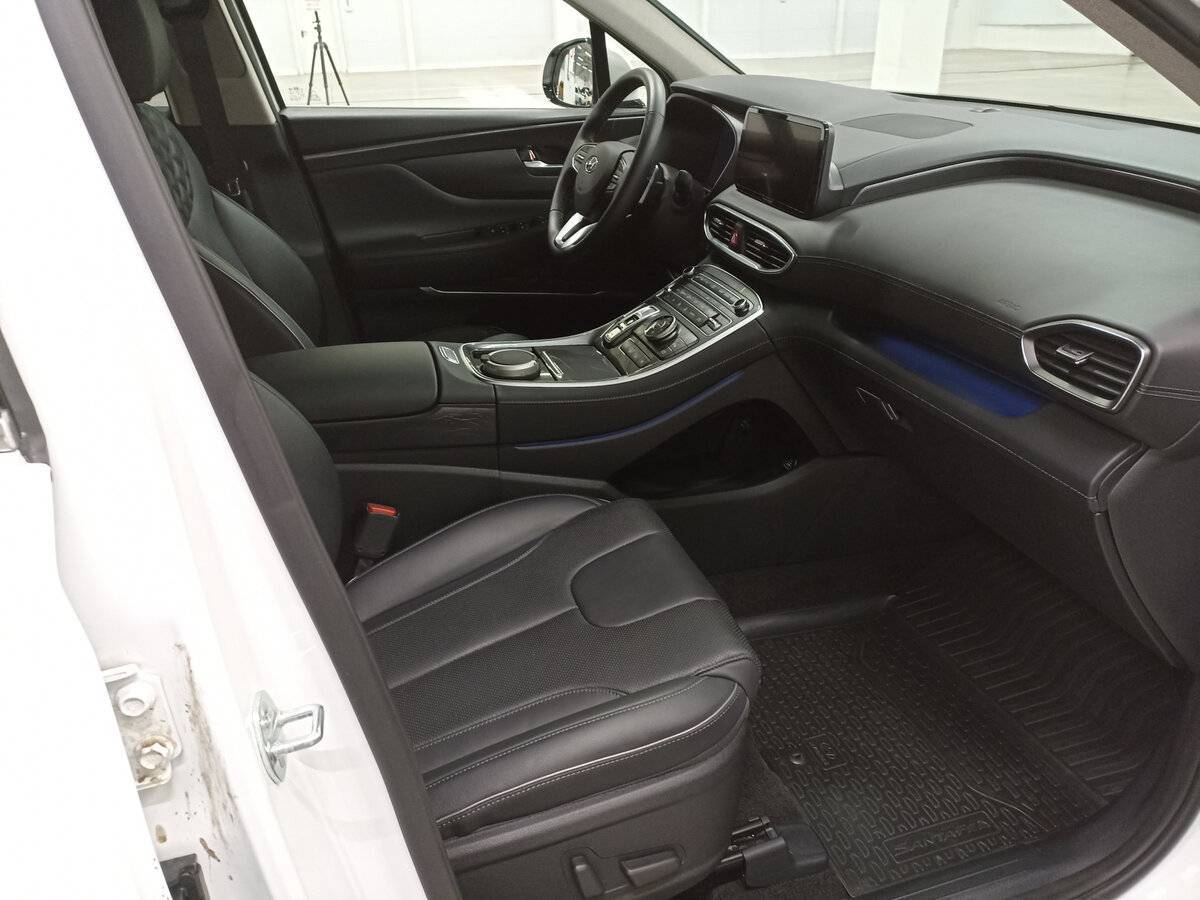Hyundai Santa Fe 2021 года с пробегом. Фото: #10