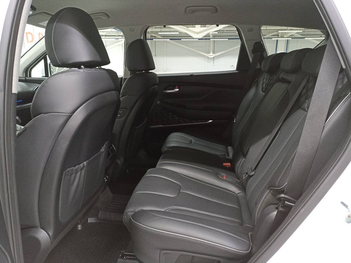 Hyundai Santa Fe 2021 года с пробегом. Фото: #11