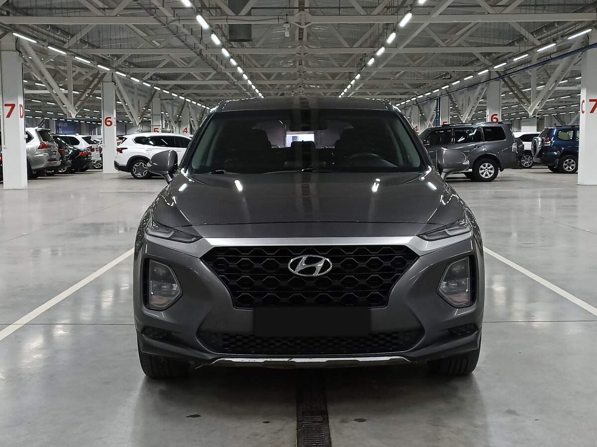 Hyundai Santa Fe 2019 года с пробегом. Фото: #1