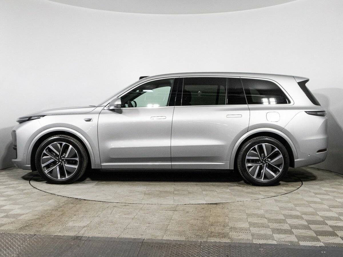 LiXiang L9 2023 года с пробегом. Фото: #7