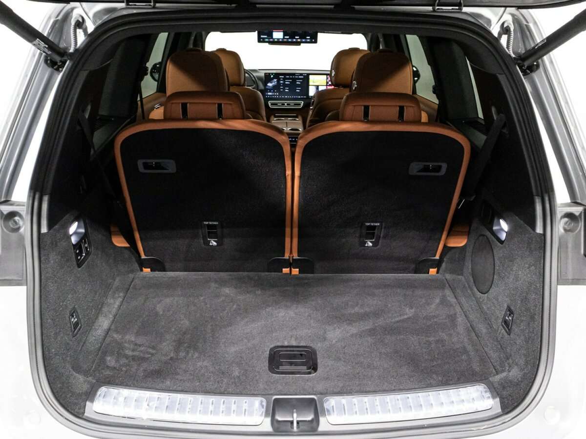 LiXiang L9 2023 года с пробегом. Фото: #14