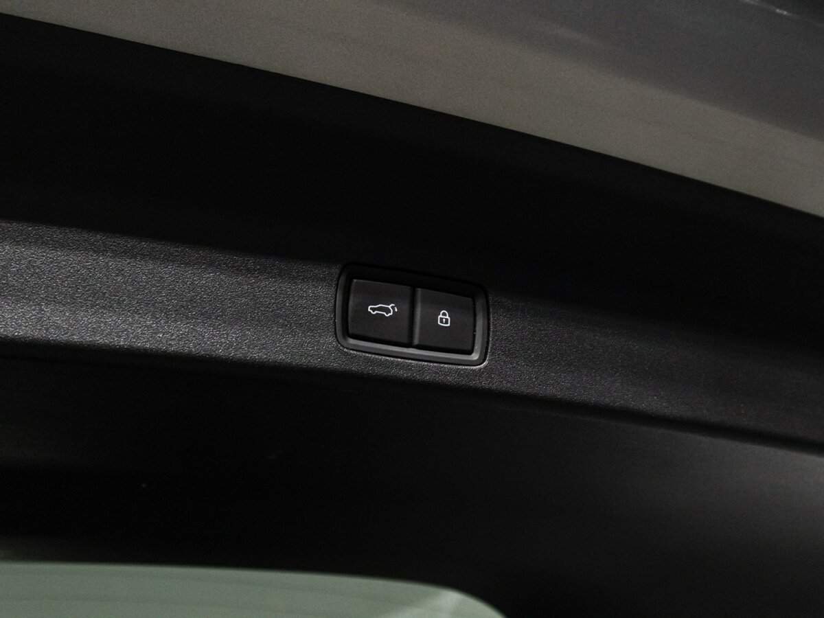 LiXiang L9 2023 года с пробегом. Фото: #15