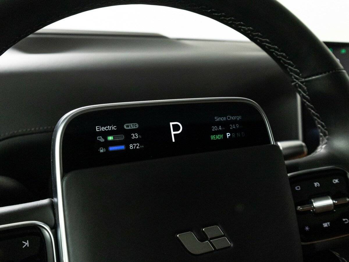 LiXiang L9 2023 года с пробегом. Фото: #29