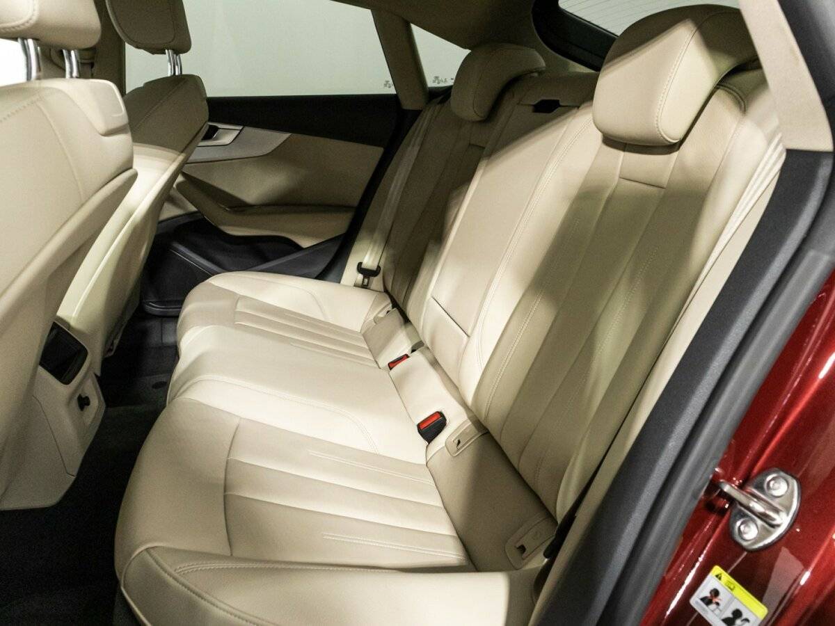 Audi A5 2018 года с пробегом. Фото: #9