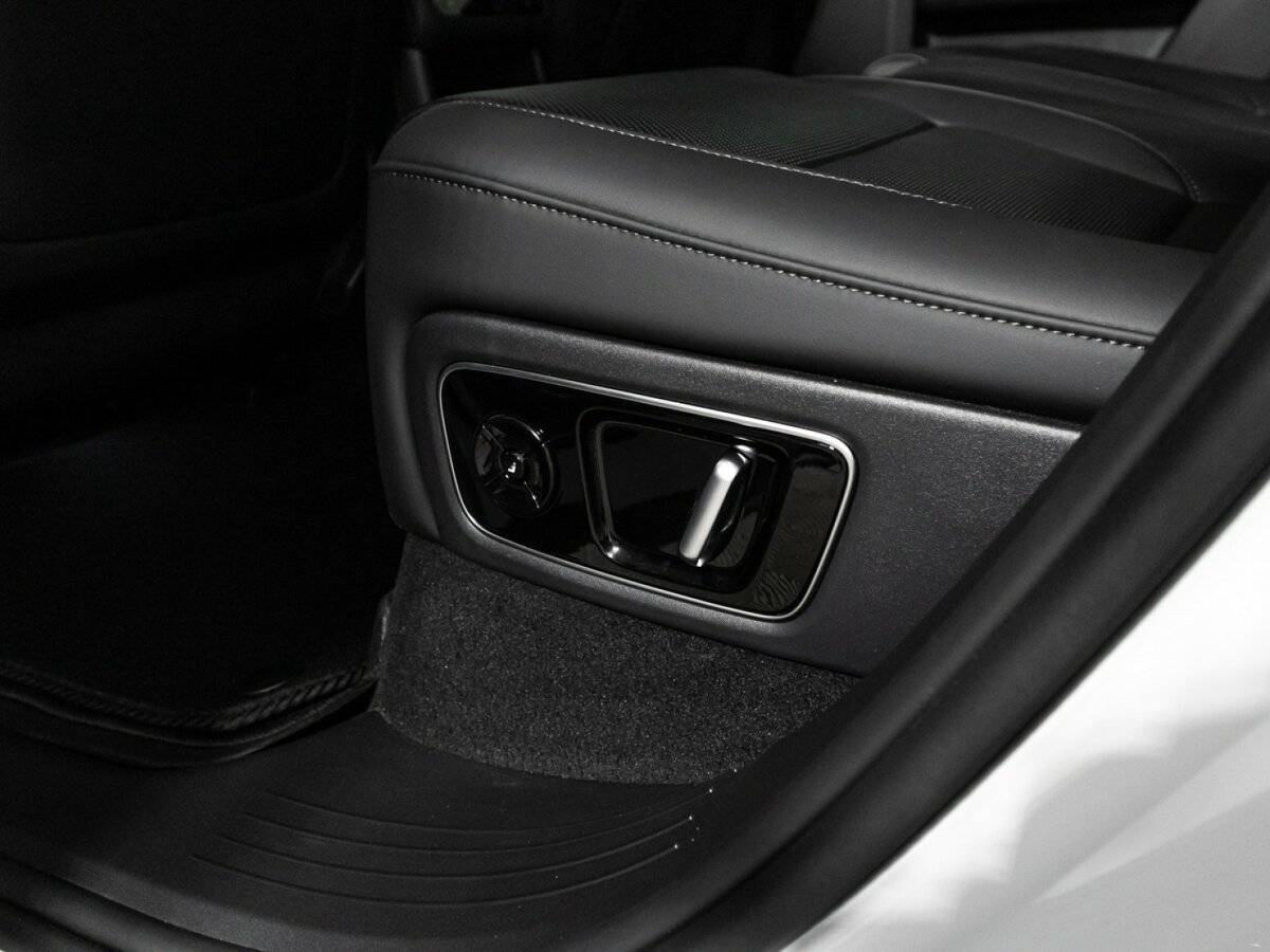 LiXiang L7 2024 года с пробегом. Фото: #21