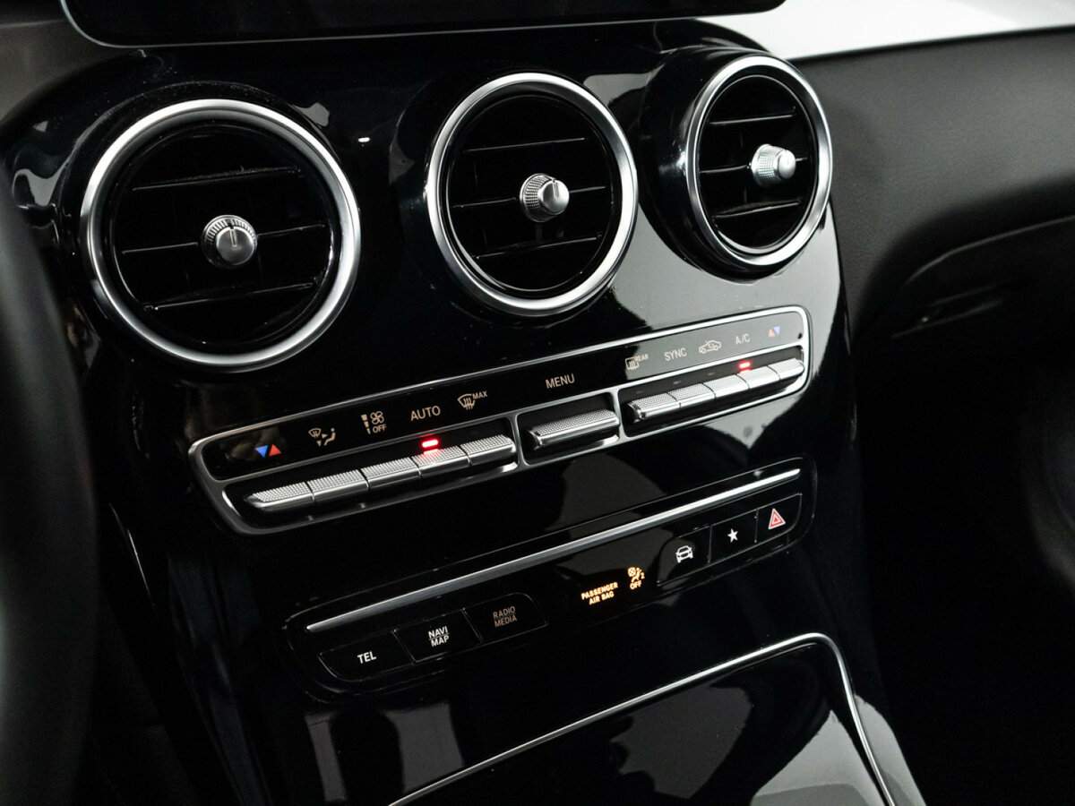 Mercedes-Benz GLC 2019 года с пробегом. Фото: #20
