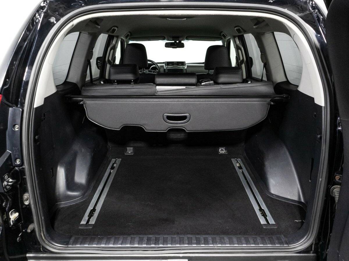 Toyota Land Cruiser Prado 2015 года с пробегом. Фото: #14