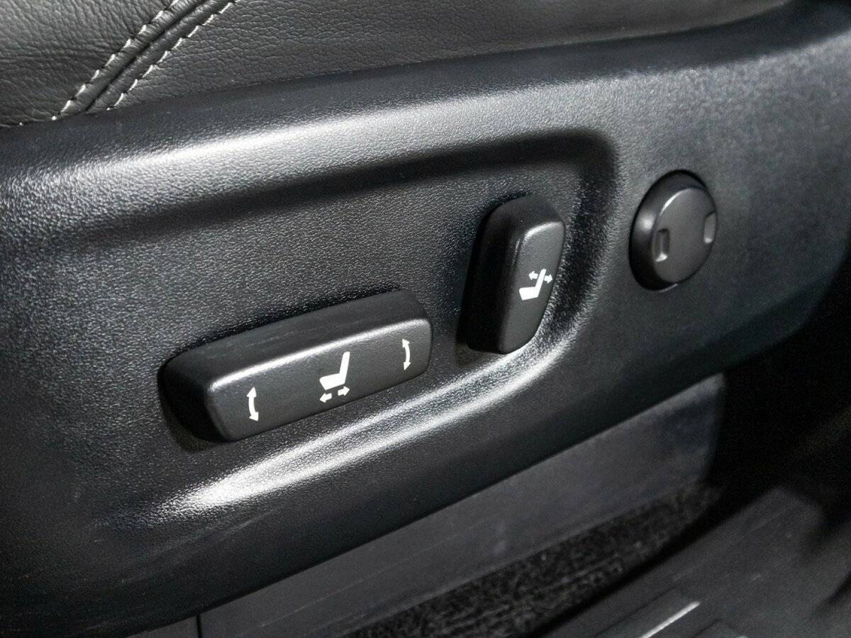 Toyota Land Cruiser Prado 2015 года с пробегом. Фото: #16