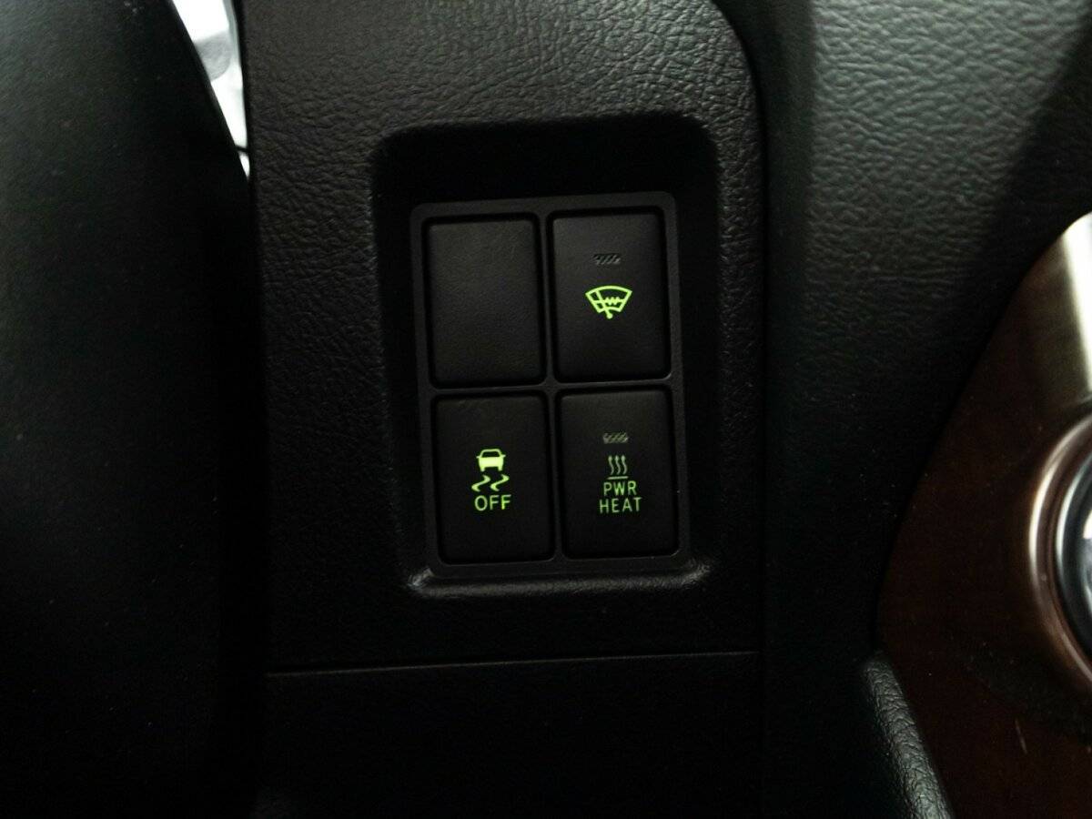 Toyota Land Cruiser Prado 2015 года с пробегом. Фото: #24