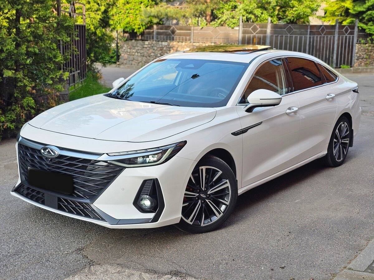 Chery Arrizo 8 2023 года с пробегом. Фото: #1