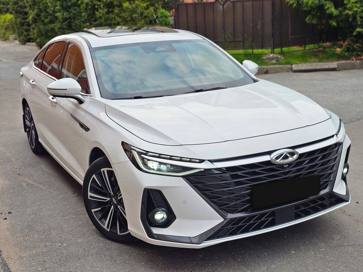 Chery Arrizo 8 2023 года с пробегом. Фото: #9