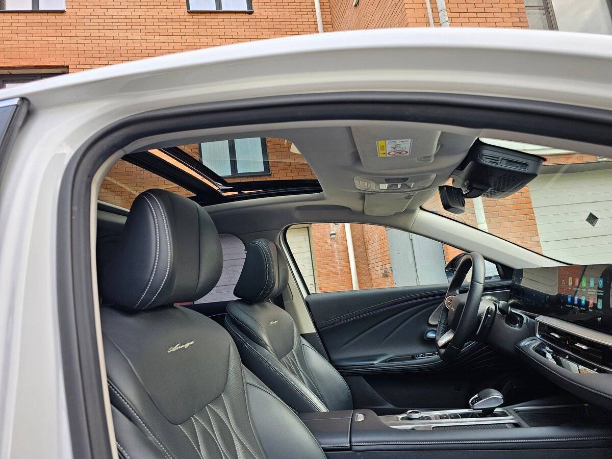 Chery Arrizo 8 2023 года с пробегом. Фото: #30