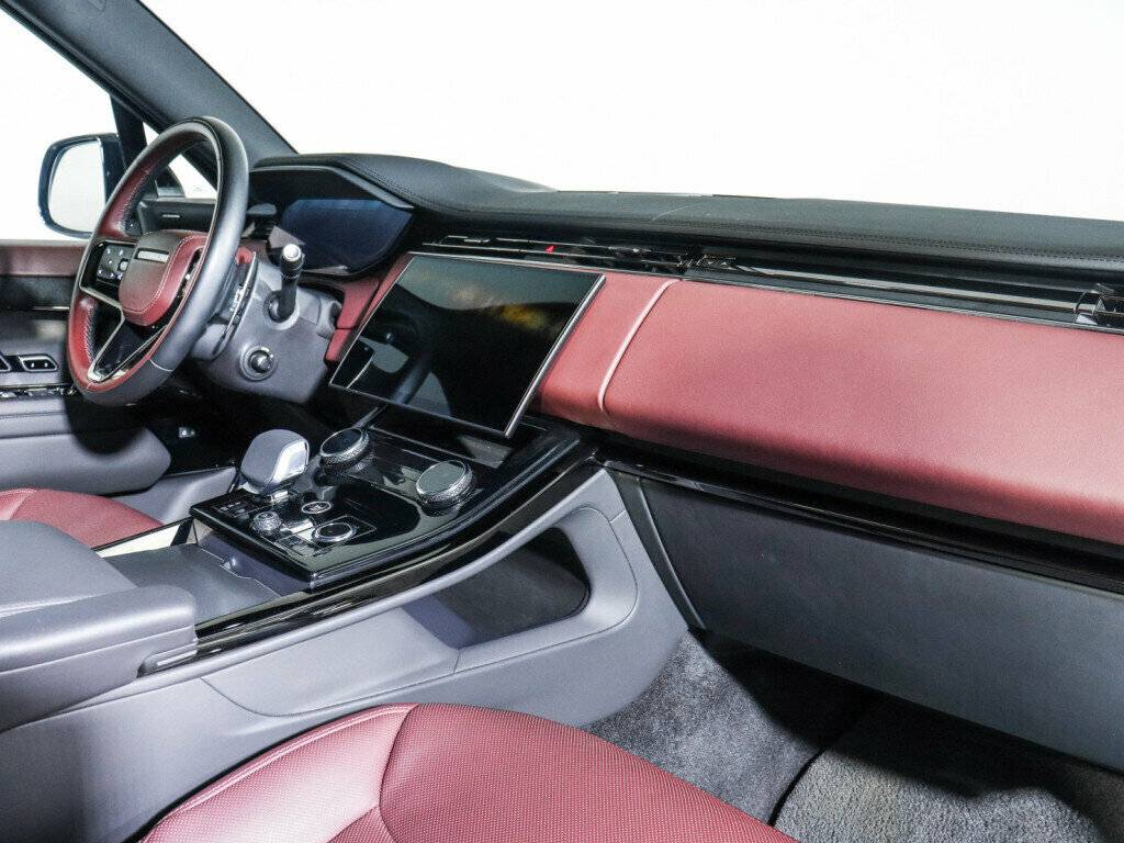 Land Rover Range Rover Sport 2022 года с пробегом. Фото: #7