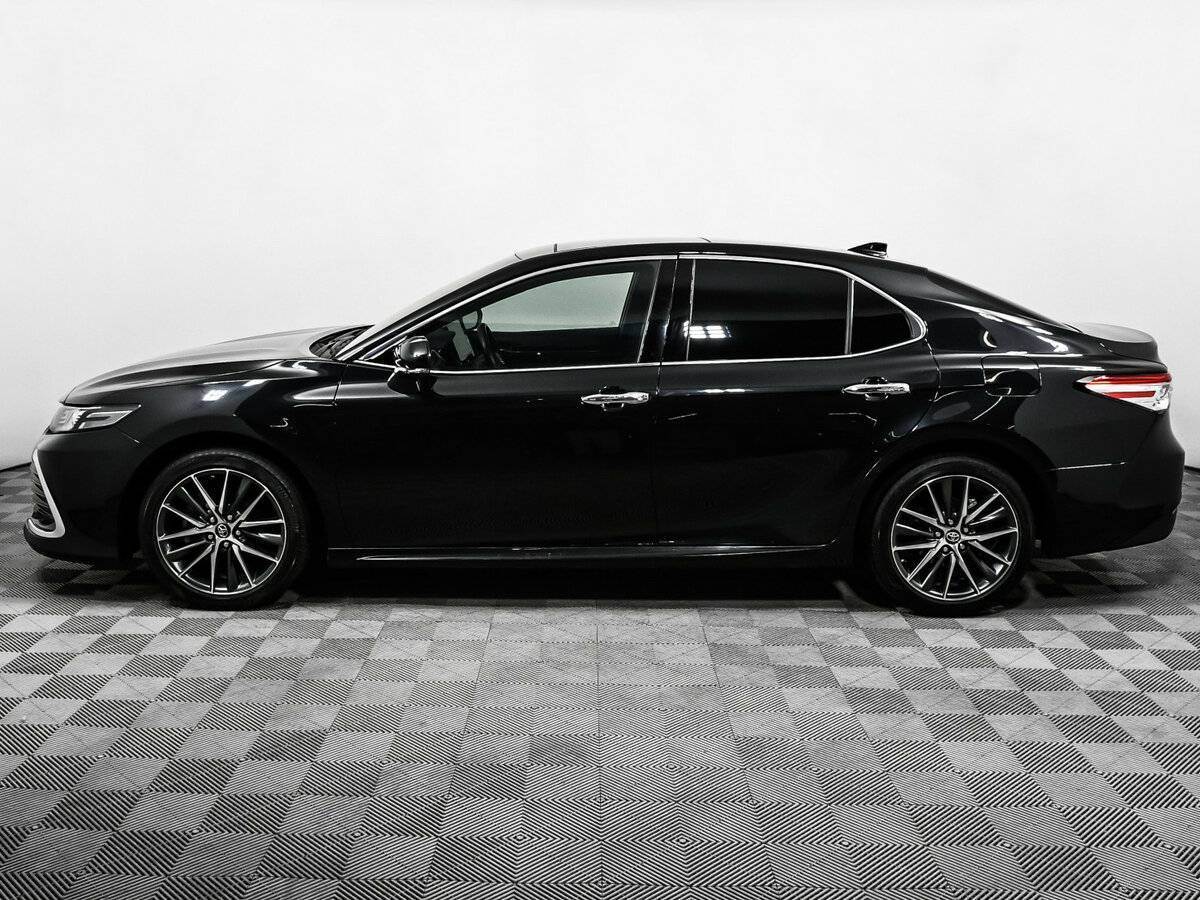 Toyota Camry 2023 года с пробегом. Фото: #7