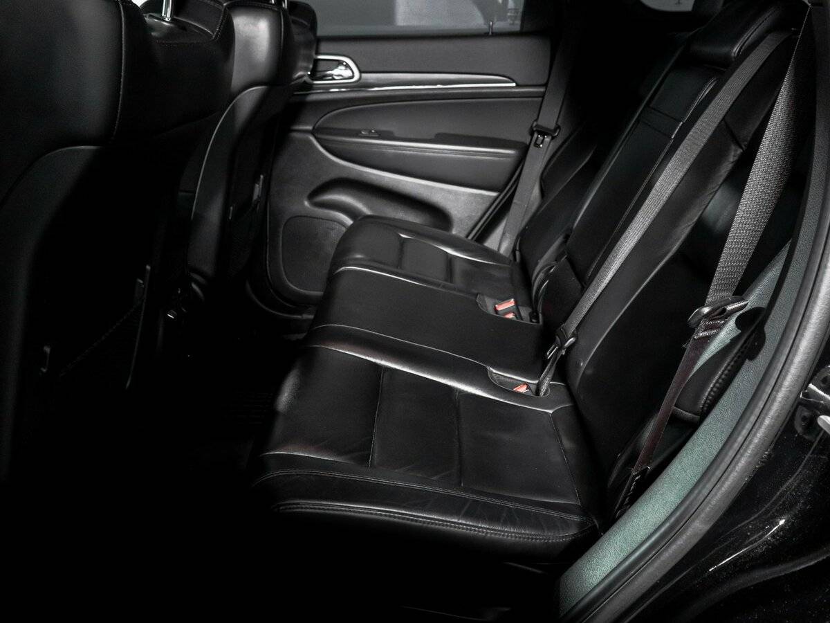 Jeep Grand Cherokee 2020 года с пробегом. Фото: #9