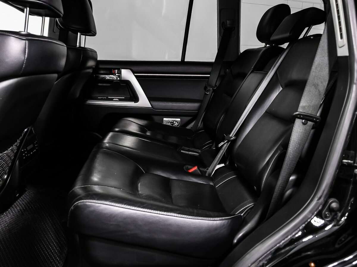 Toyota Land Cruiser 2012 года с пробегом. Фото: #12