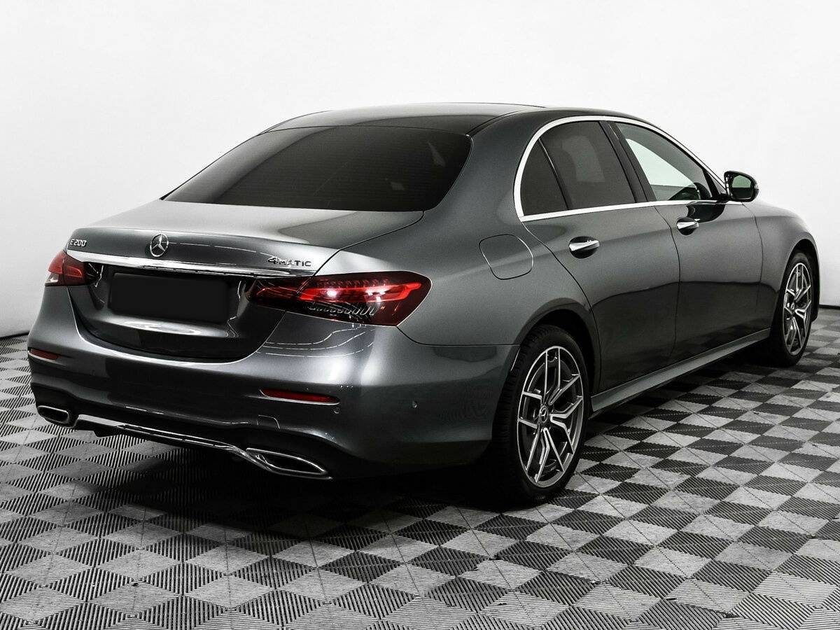 Mercedes-Benz E-Класс 2021 года с пробегом. Фото: #4