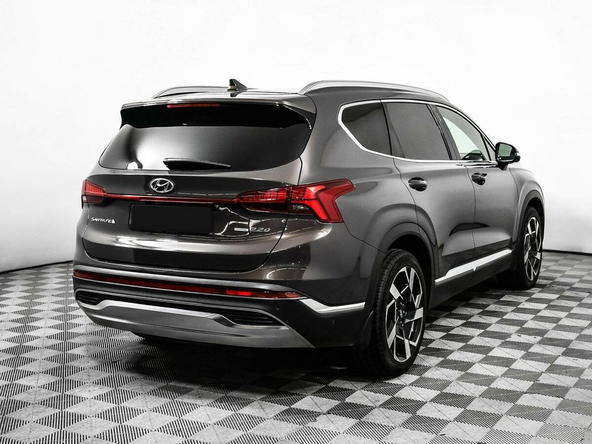 Hyundai Santa Fe 2021 года с пробегом. Фото: #4