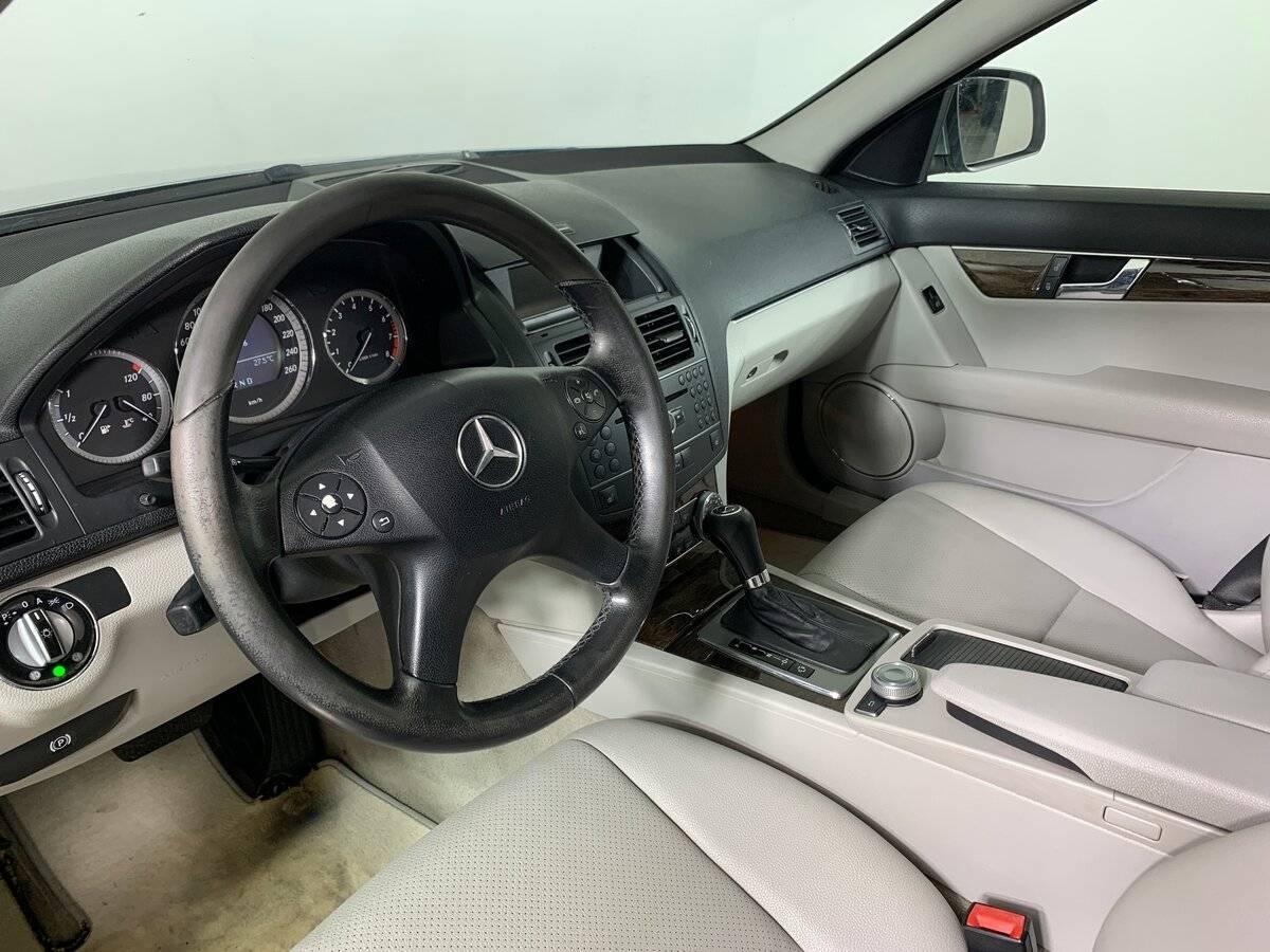 Mercedes-Benz C-Класс 2008 года с пробегом. Фото: #10