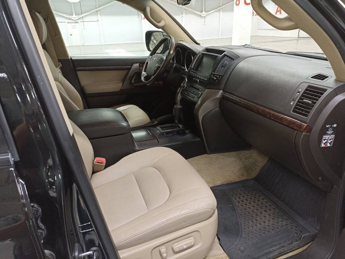 Toyota Land Cruiser 2009 года с пробегом. Фото: #10