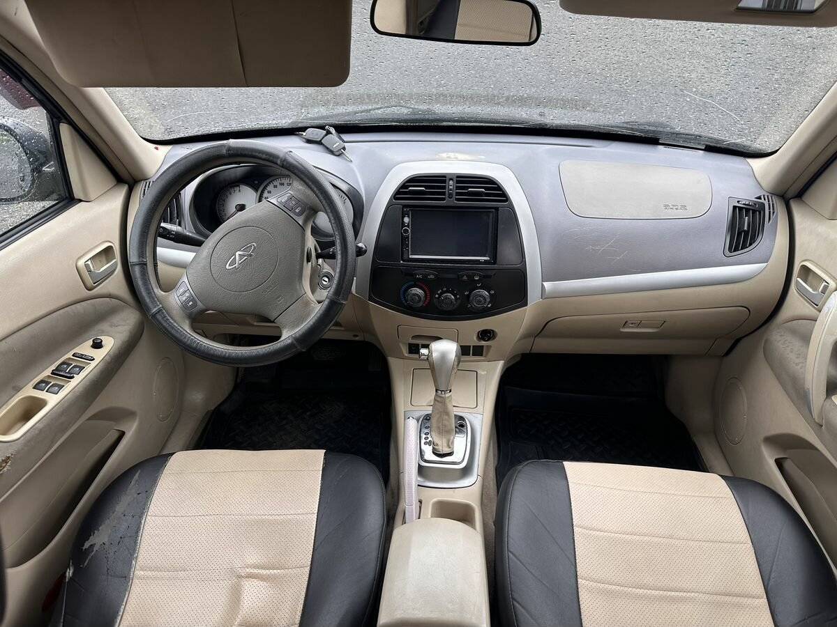 Chery Tiggo (T11) 2009 года с пробегом. Фото: #6