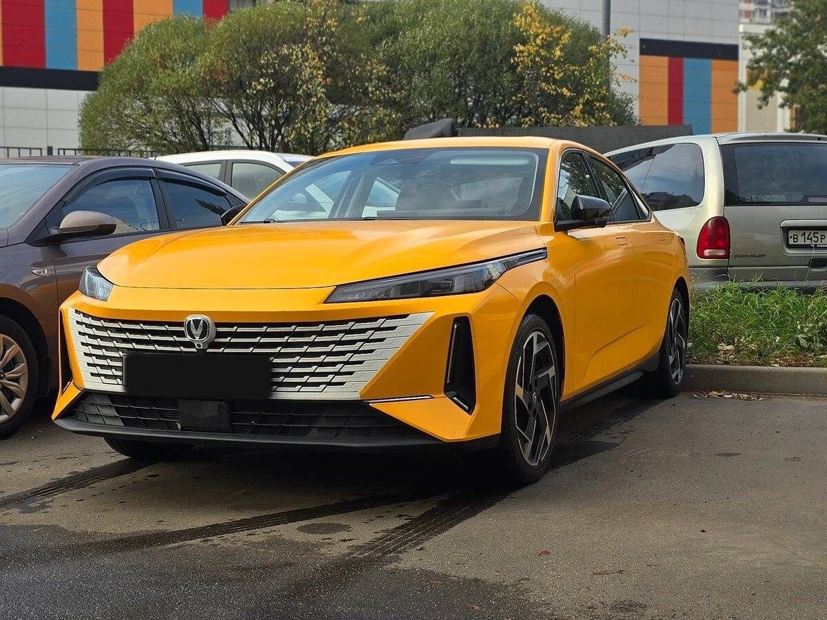 Changan Lamore 2024 года с пробегом. Фото: #1