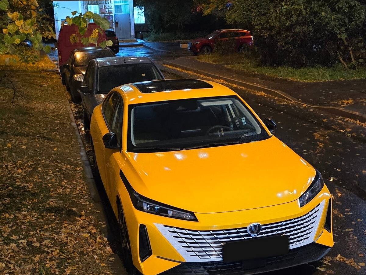 Changan Lamore 2024 года с пробегом. Фото: #3