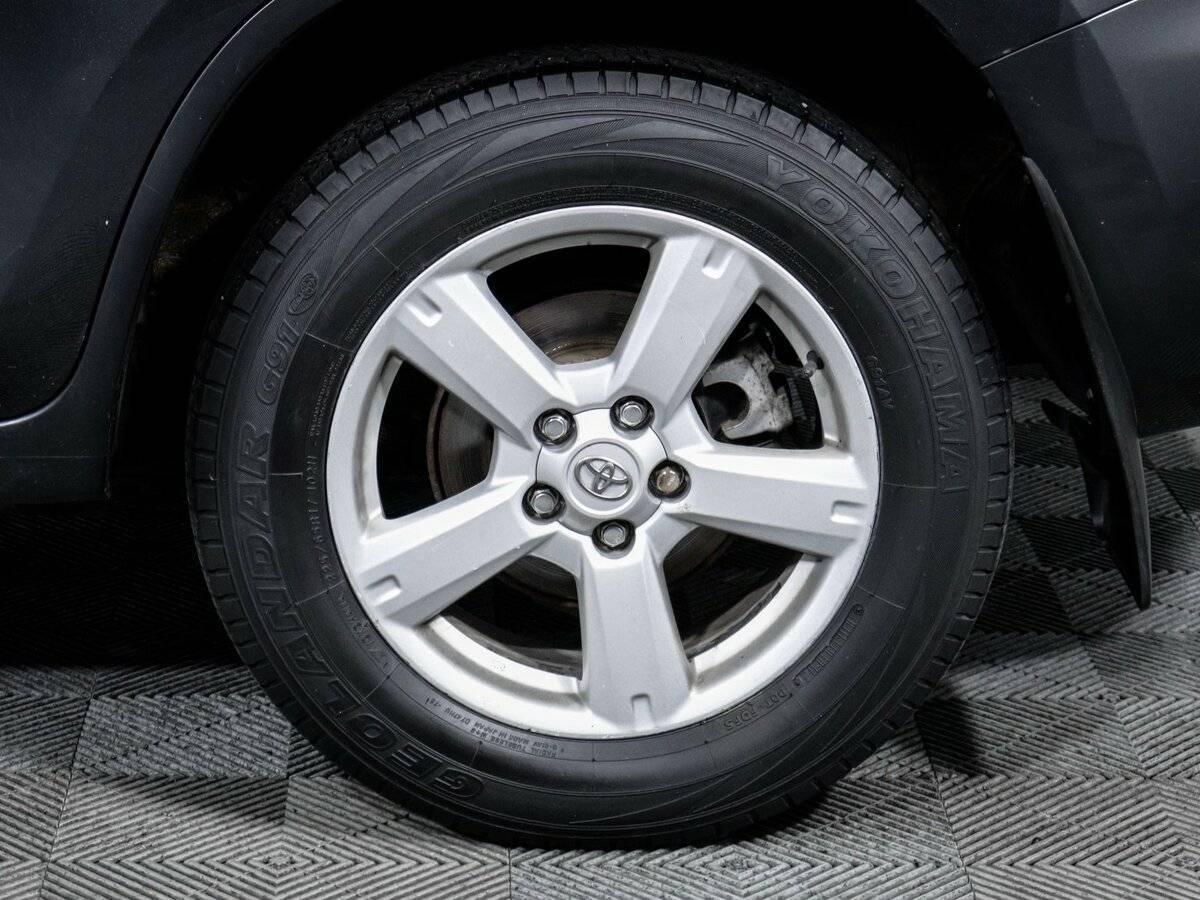 Toyota RAV4 2007 года с пробегом. Фото: #14