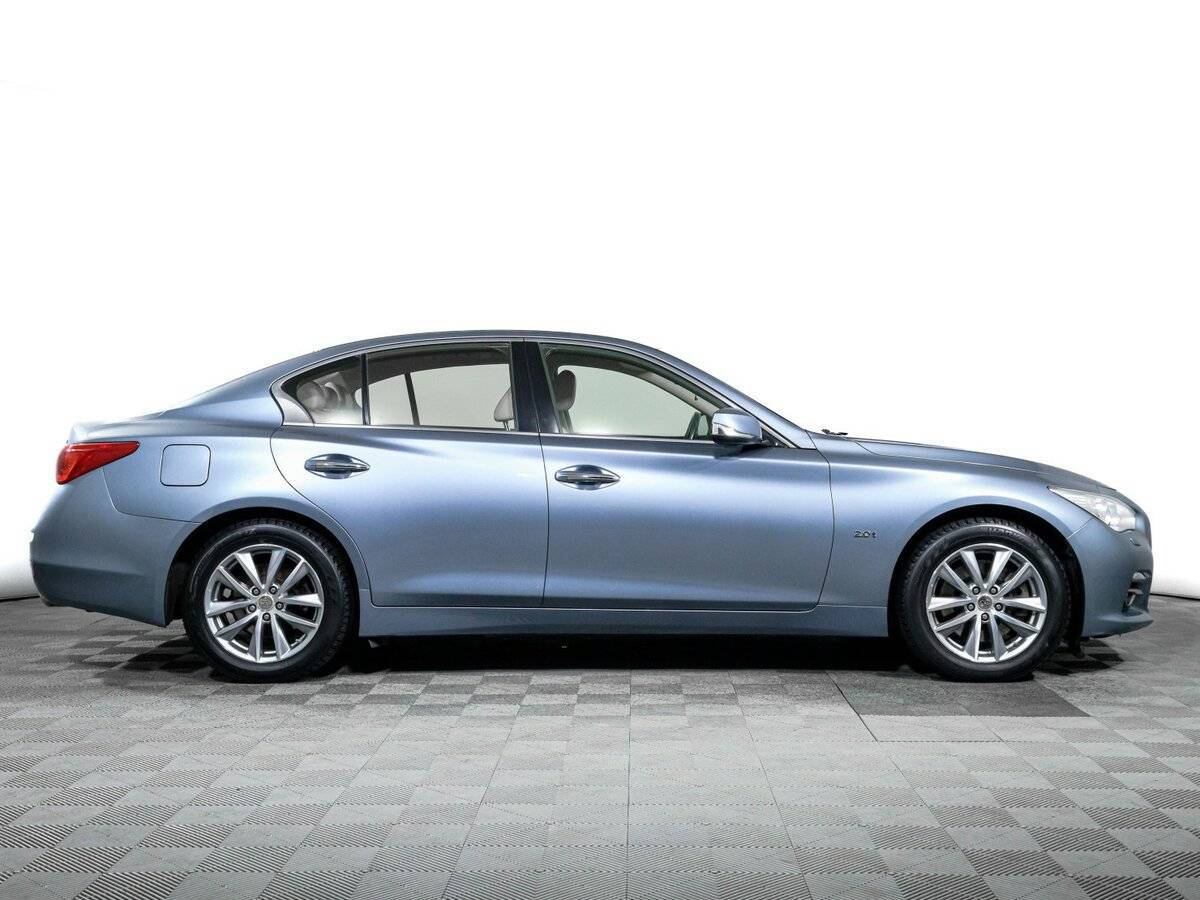 Infiniti Q50 2015 года с пробегом. Фото: #3