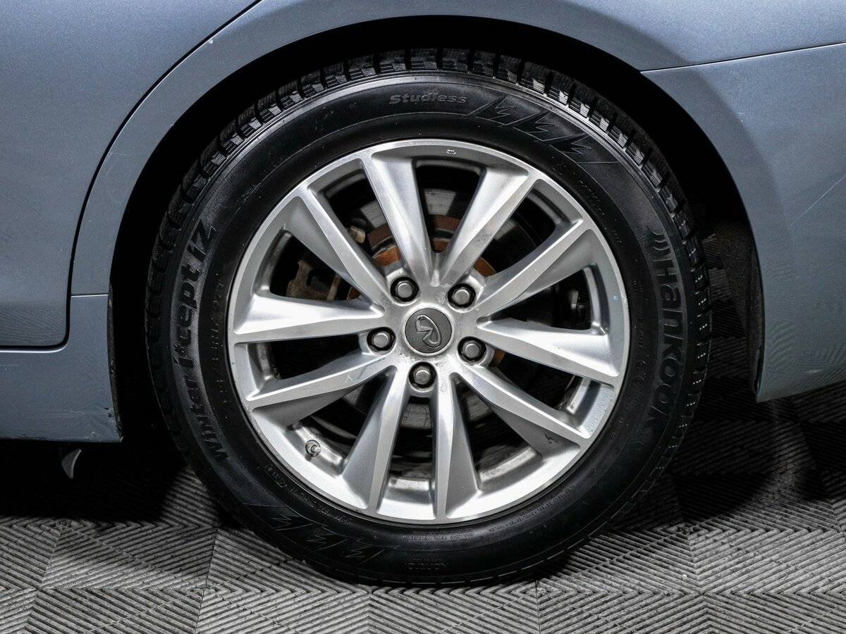 Infiniti Q50 2015 года с пробегом. Фото: #14