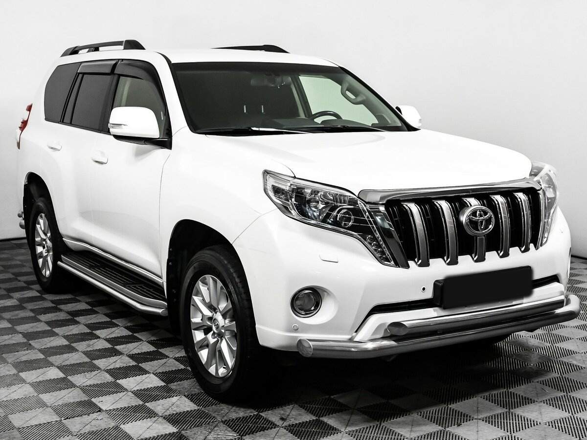 Toyota Land Cruiser Prado 2016 года с пробегом. Фото: #2