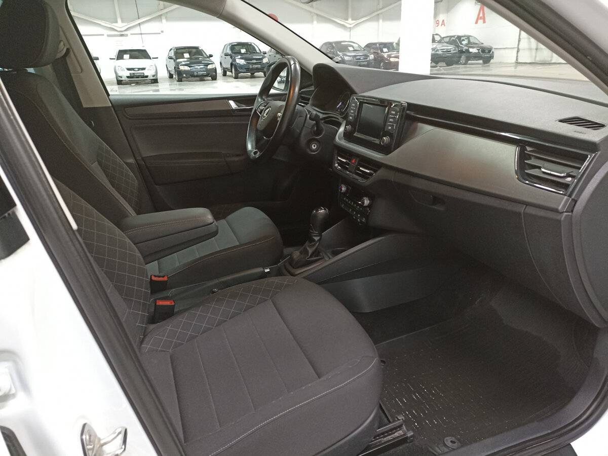 Б/У Шкода Рапид 2021 года. Фото: #10