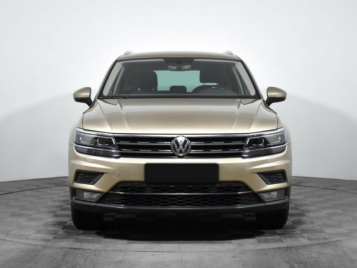 Volkswagen Tiguan 2018 года с пробегом. Фото: #1