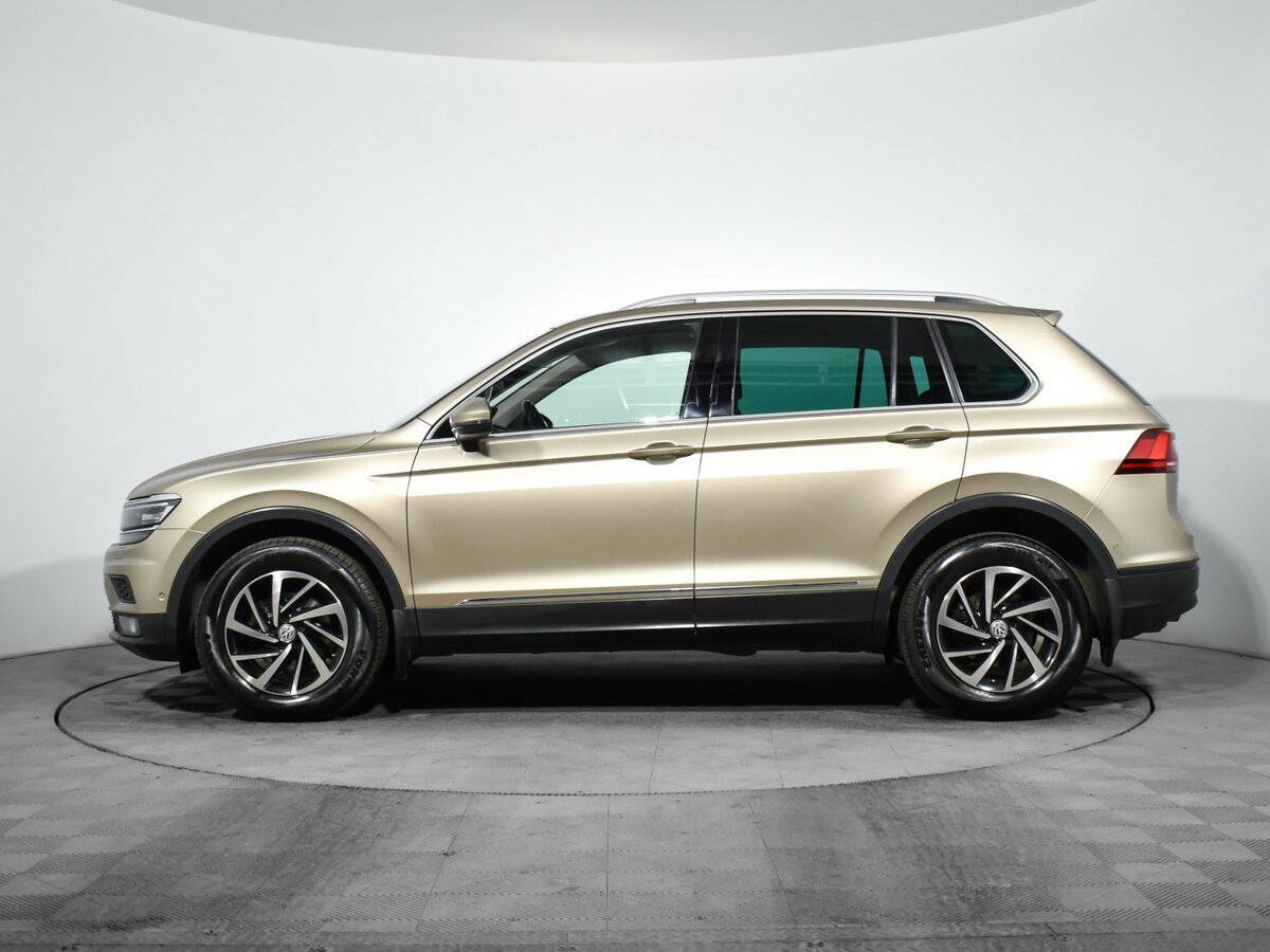 Volkswagen Tiguan 2018 года с пробегом. Фото: #7