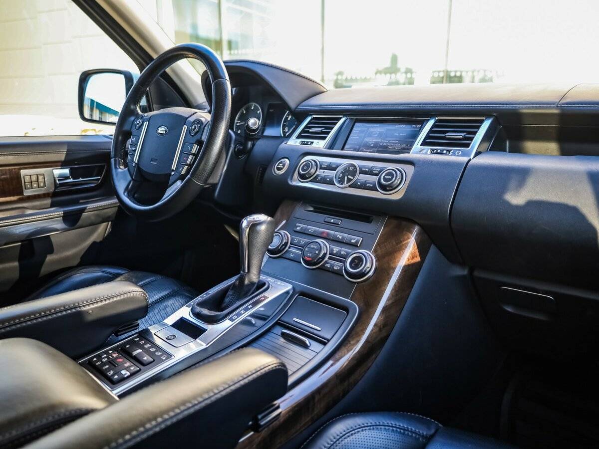 Land Rover Range Rover Sport 2013 года с пробегом. Фото: #9