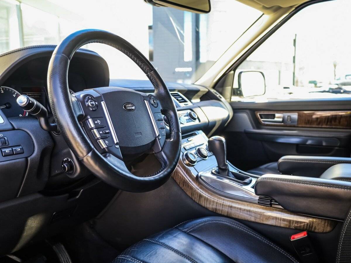 Land Rover Range Rover Sport 2013 года с пробегом. Фото: #12