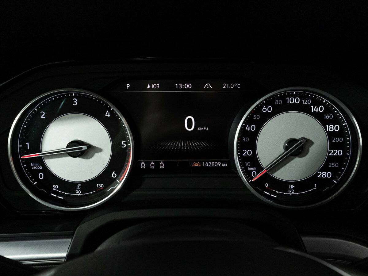 Volkswagen Touareg 2018 года с пробегом. Фото: #11