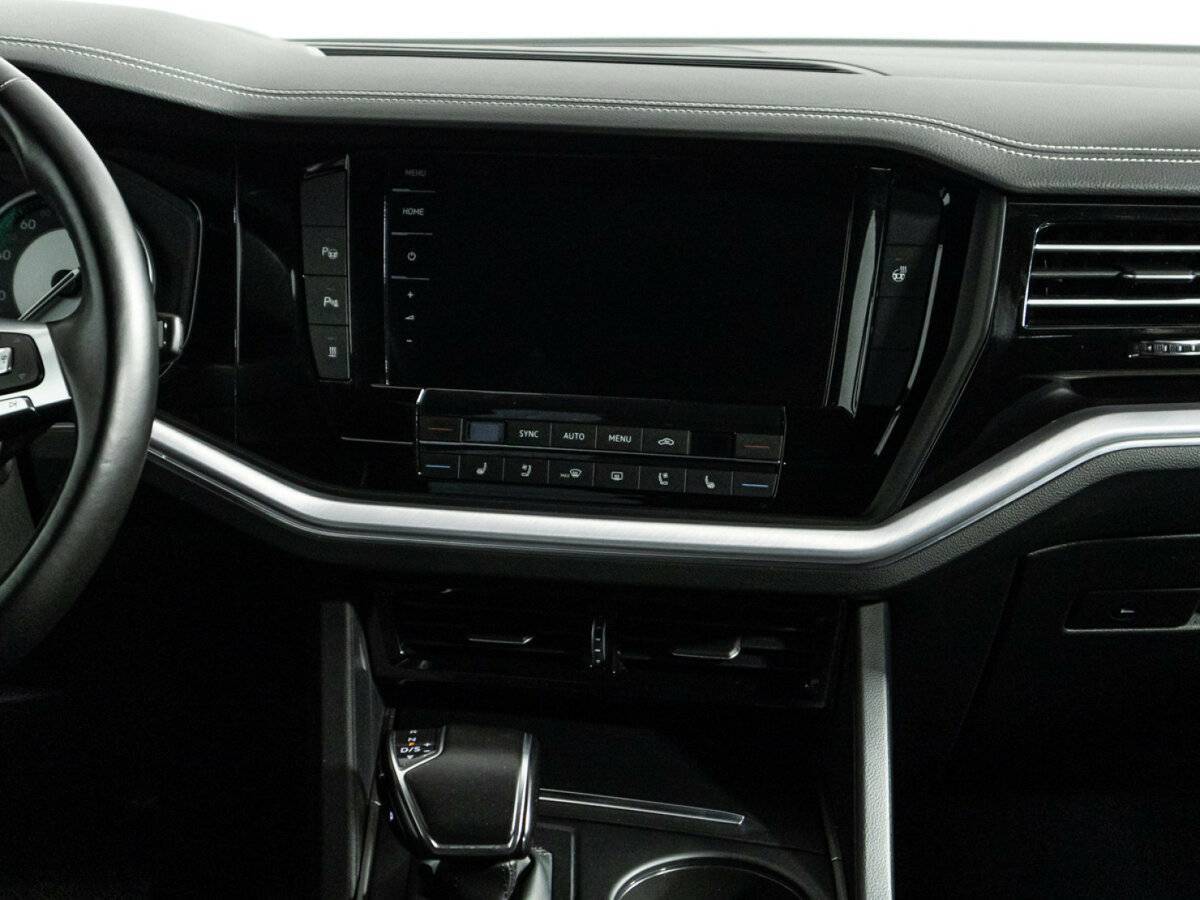 Volkswagen Touareg 2018 года с пробегом. Фото: #13