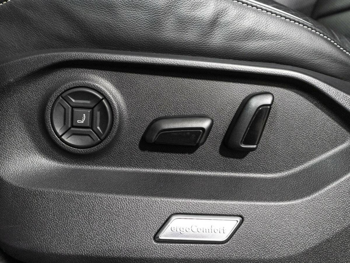 Volkswagen Touareg 2018 года с пробегом. Фото: #17