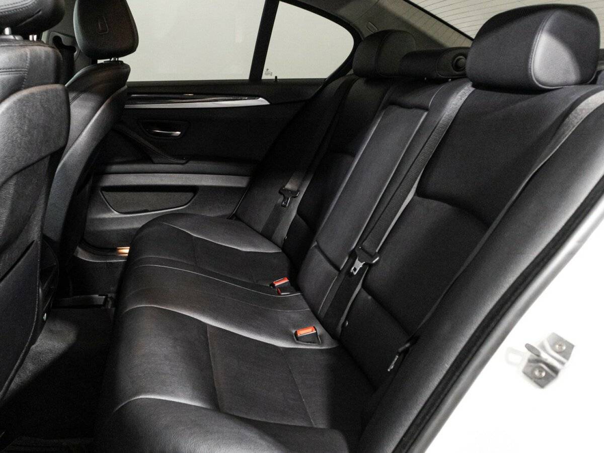 BMW 5 серии 2014 года с пробегом. Фото: #9