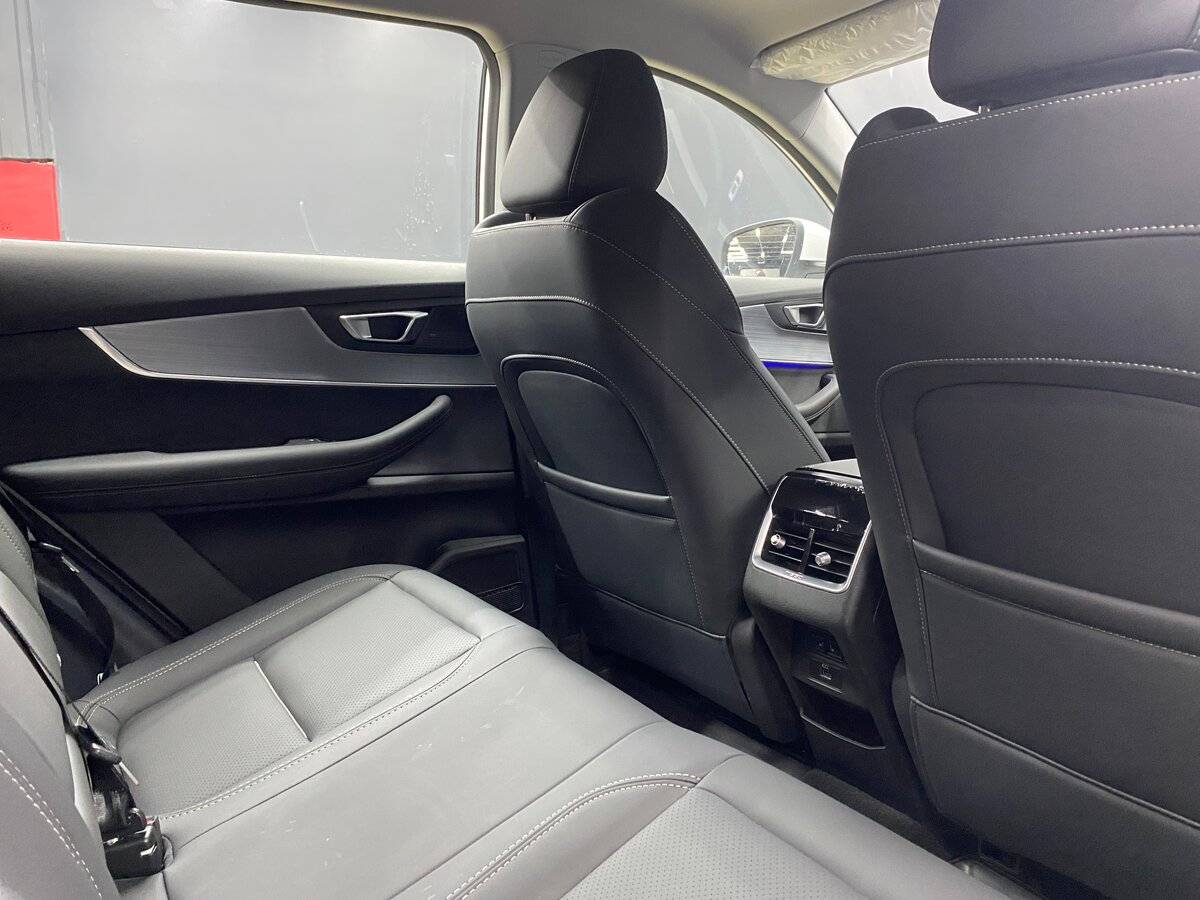 Chery Tiggo 7 Pro Plug-in Hybrid 2023 года с пробегом. Фото: #9