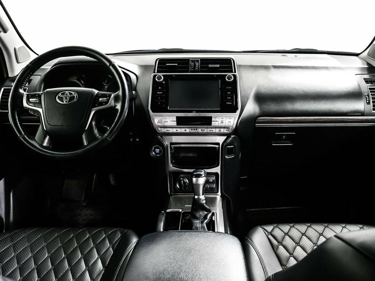 Toyota Land Cruiser Prado 2018 года с пробегом. Фото: #10