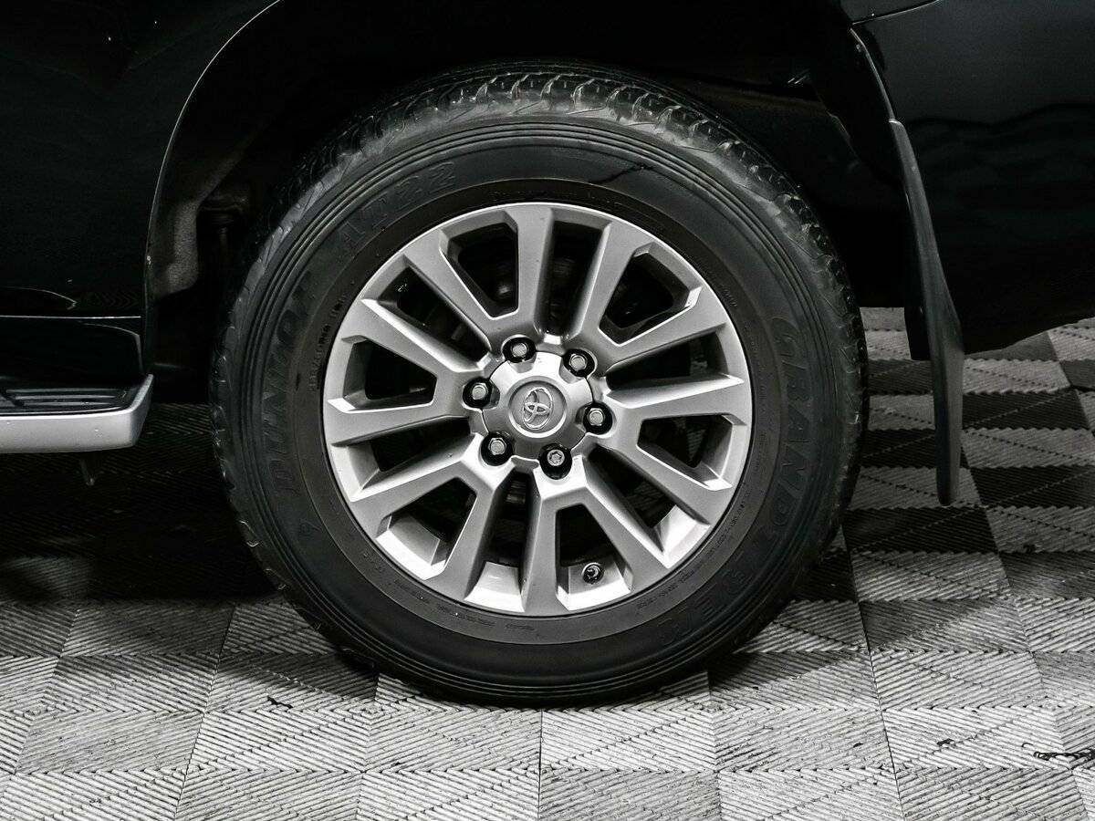 Toyota Land Cruiser Prado 2018 года с пробегом. Фото: #13