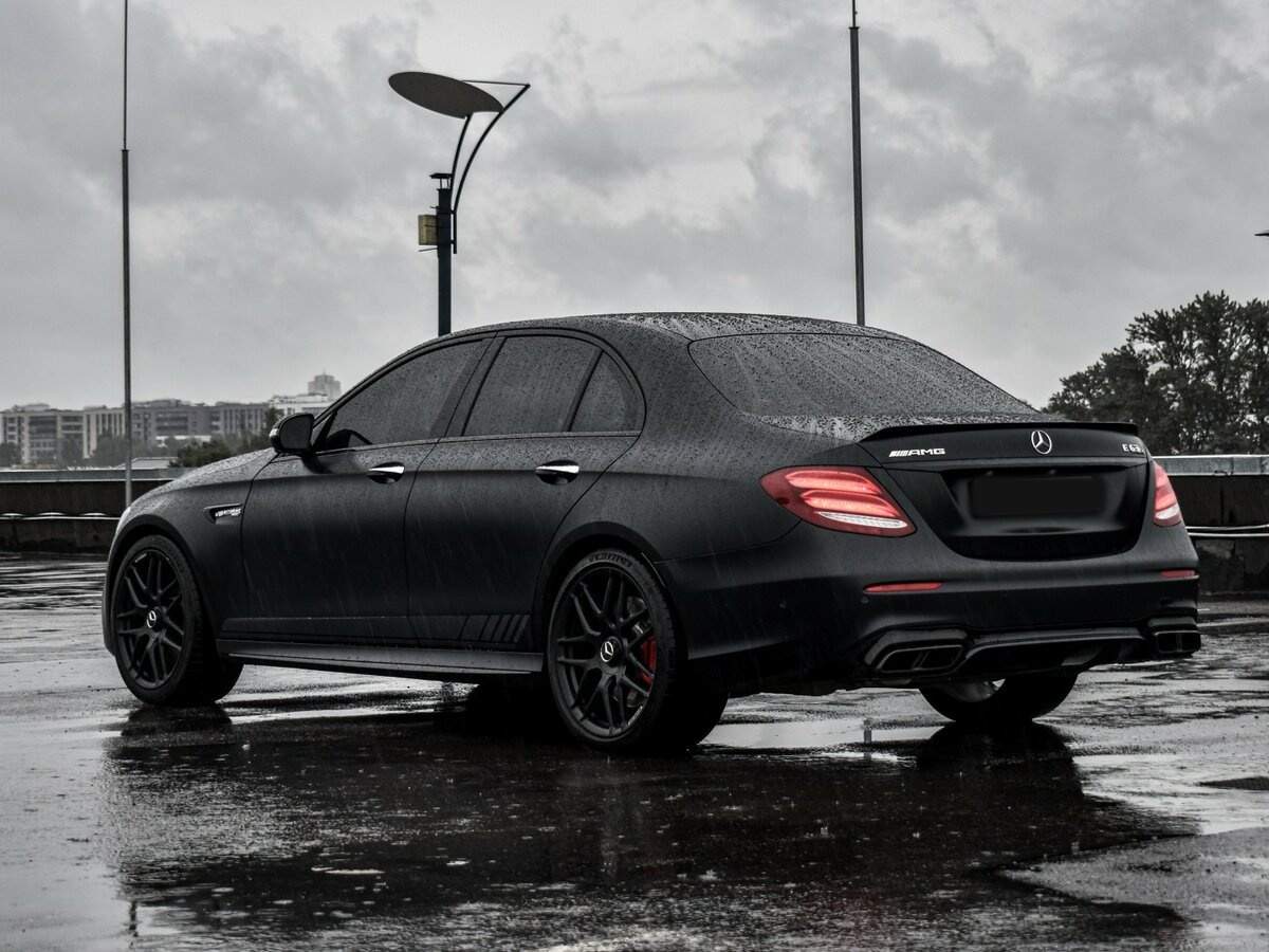 Mercedes-Benz E-Класс AMG 2017 года с пробегом. Фото: #6