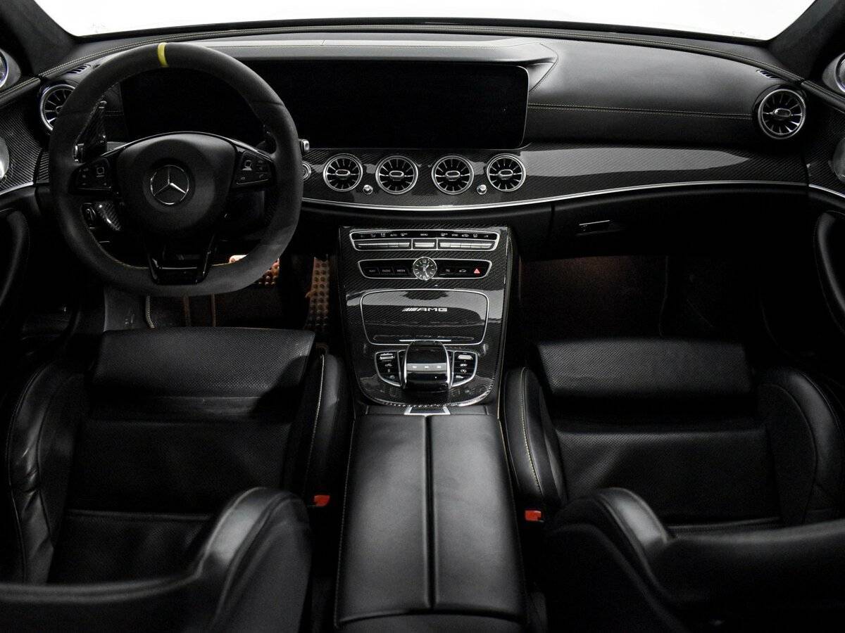 Mercedes-Benz E-Класс AMG 2017 года с пробегом. Фото: #15