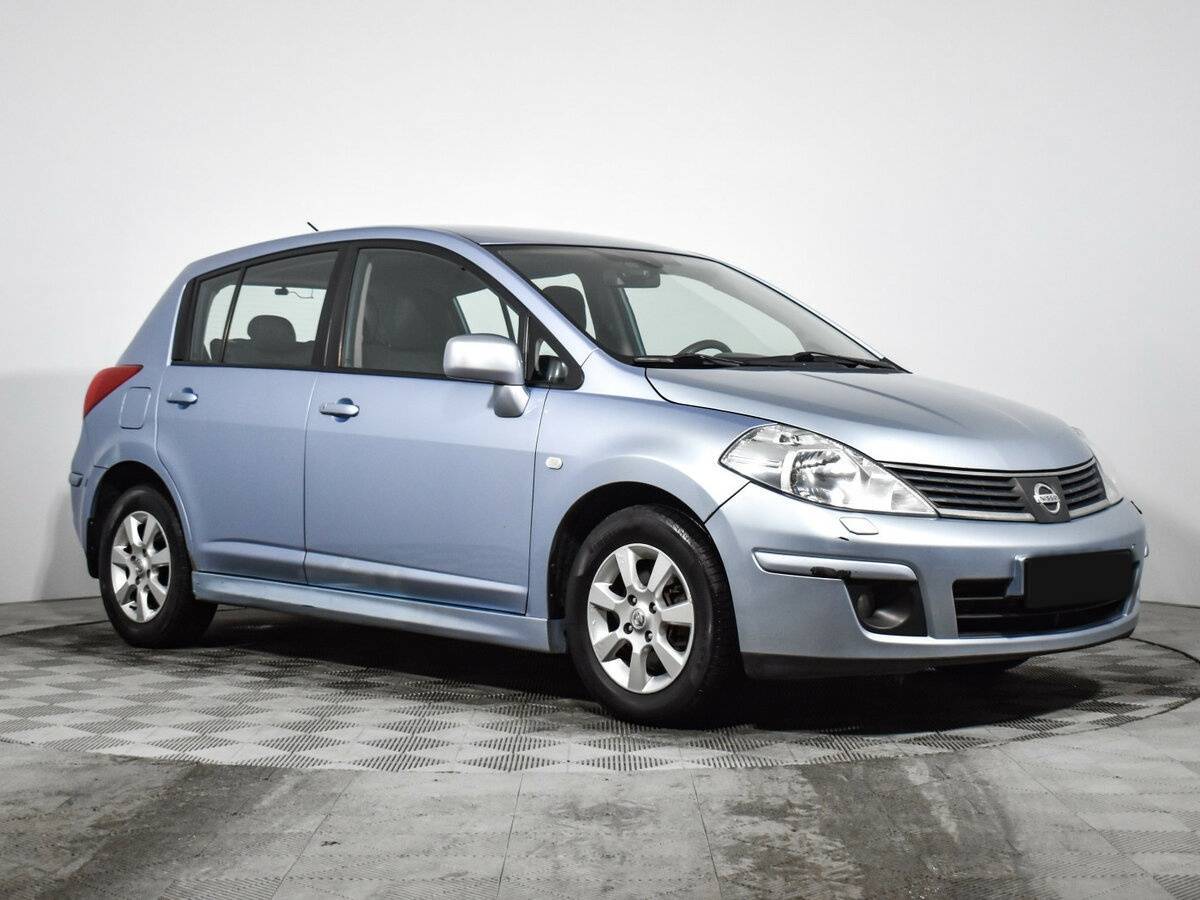 Nissan Tiida 2010 года с пробегом. Фото: #2