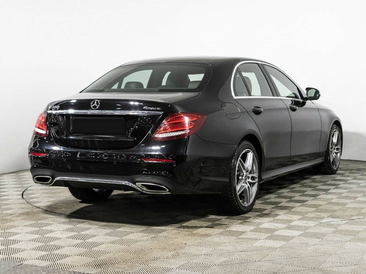 Mercedes-Benz E-Класс 2019 года с пробегом. Фото: #4